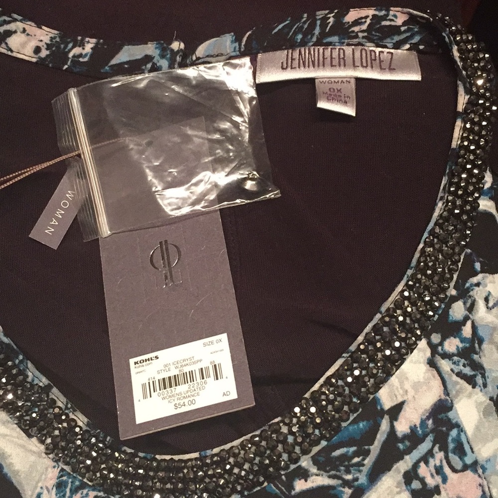 NWT size 14W J.Lo asymmetrical top - Picture 7 of 8